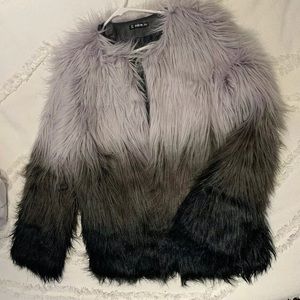 Beautiful faux fur ombré coat M